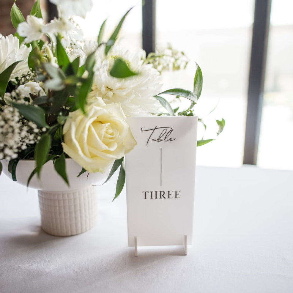 Black & White Wedding Table Décor